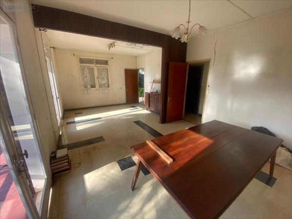 Maison à vendre à Saint-Pierre à la Réunion (97410), ref : 97410-1058074