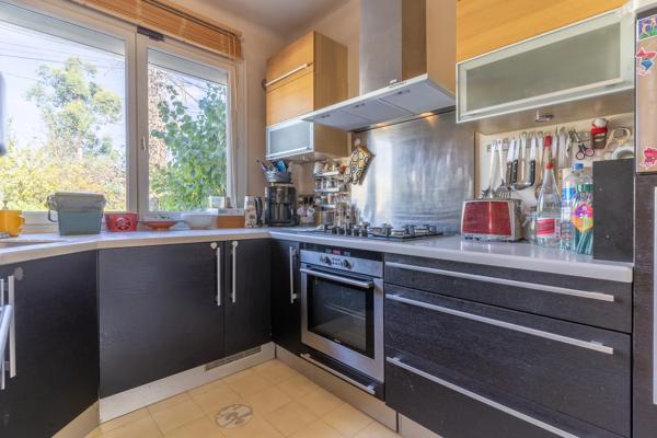 Maison
         5 pièces
        - 130 m² Exclusivité 425 000 € *