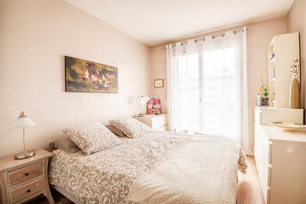 Au coeur de SEVRES, appartement familial 3 chambres avec balcons et vue, lumineux et en très bon état.