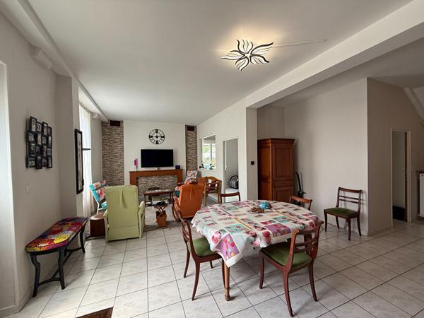 Maison 12 pièces 288 m2