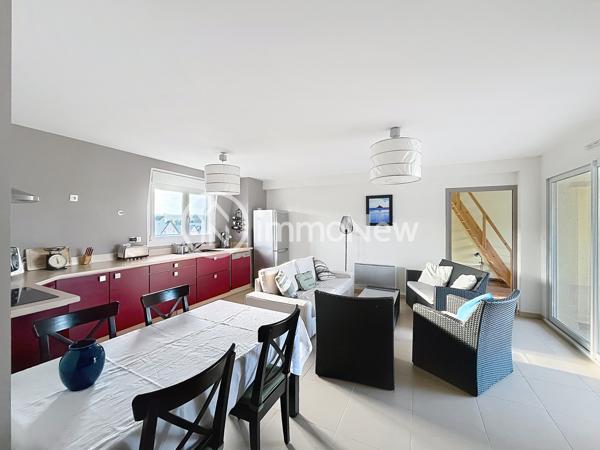 Un appartement avec accès privé à la plage