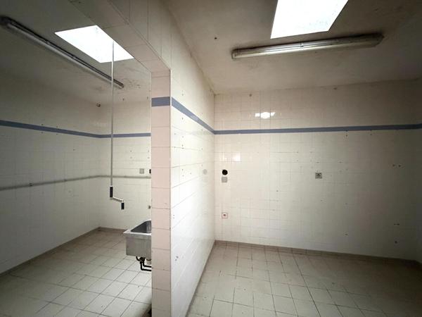 Local commercial 166 m2