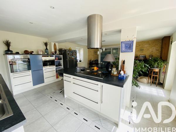 Maison à vendre 7 pièces 214 m² Migné-Auxances
