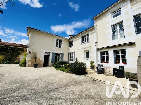 Maison à vendre 7 pièces 214 m² Migné-Auxances