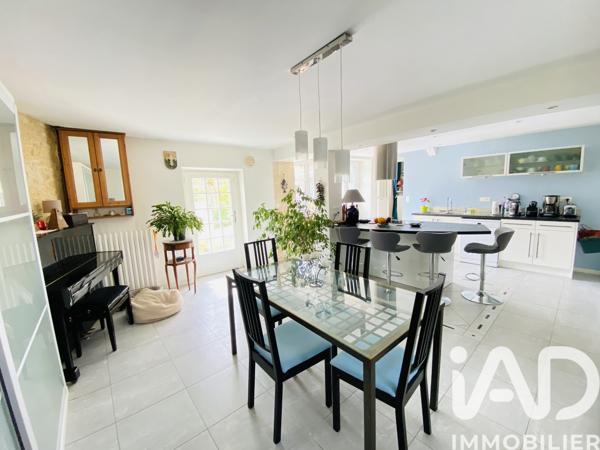 Maison à vendre 7 pièces 214 m² Migné-Auxances
