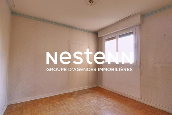 Appartement T3 avec 2 Chambres Traversant Lumineux avec ascenseur Cave et Parking - 69500 BRON