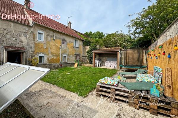 Maison à vendre 4 pièces de 133 m²