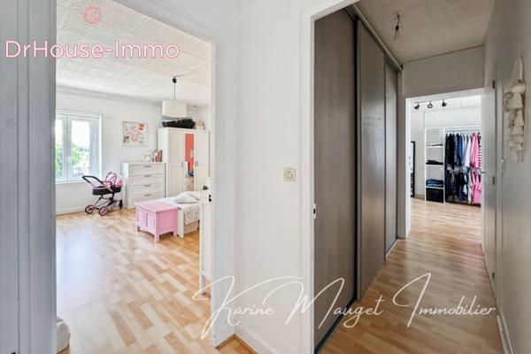 Maison à vendre 4 pièces de 133 m²