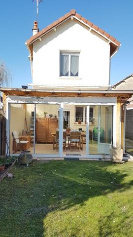  Maison de ville / 3 chambres / garage / véranda