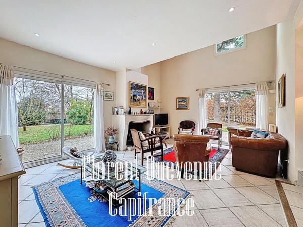 Maison + local commercial à vendre 298m²