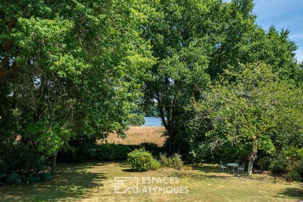 Maison familiale et sa piscine couverte face à l’Erdre à La Chapelle-sur-Erdre