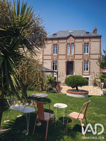 Maison à vendre 6 pièces 216 m² Rezé