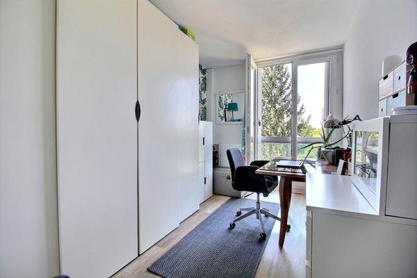 Appartement Elancourt 4 pièces 93 m2