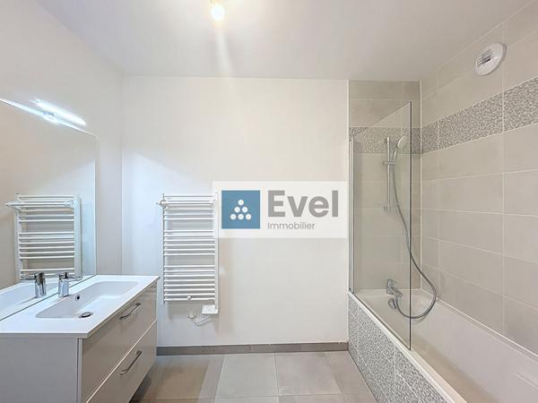 MONTIGNY LES METZ, Appartement F3 avec balcon