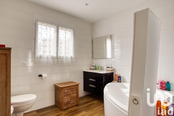 Maison de ville 5 pièces de 186 m² à Antibes (06600)