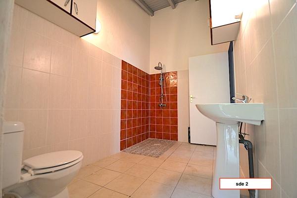 Gosier (97190) Spacieux haut de villa T3