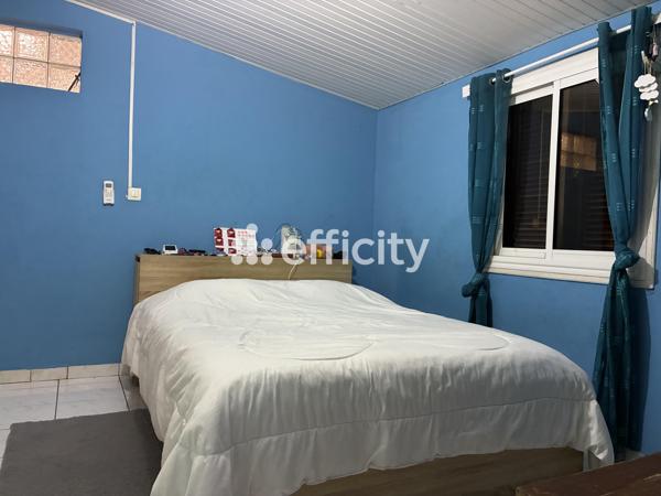 Maison
         5 pièces
        - 150 m² 430 000 € *
