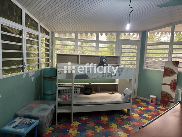Maison
         5 pièces
        - 150 m² 430 000 € *