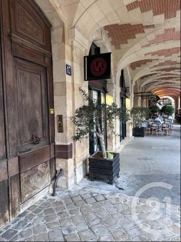 Parking à vendre  12 m2 PARIS - 75004