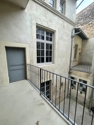 Appartement Nîmes 4 pièces 94.01 m2