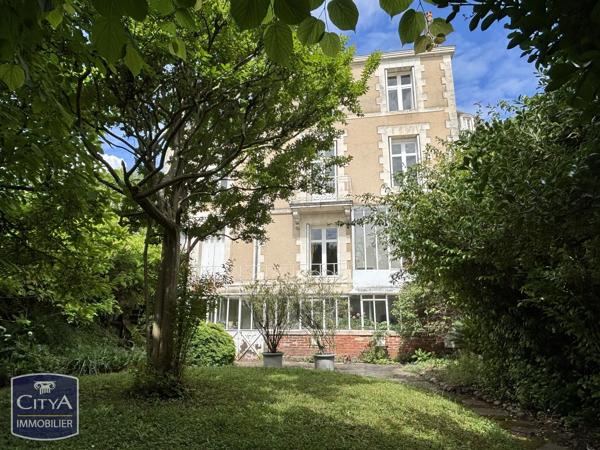 Maison à vendre 6 pièces 216m² Poitiers (86000)