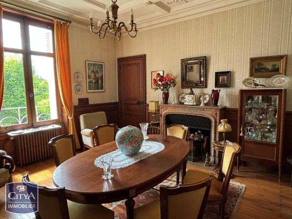 Maison à vendre 6 pièces 216m² Poitiers (86000)