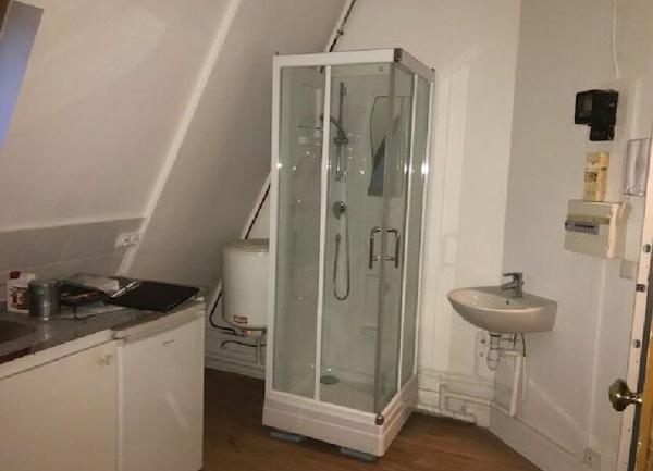 Appartement à vendre    1 pièce • 6,78 m2    Paris 11