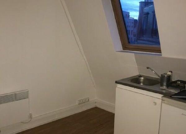 Appartement à vendre    1 pièce • 6,78 m2    Paris 11