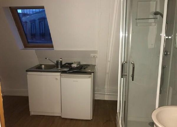 Appartement à vendre    1 pièce • 6,78 m2    Paris 11