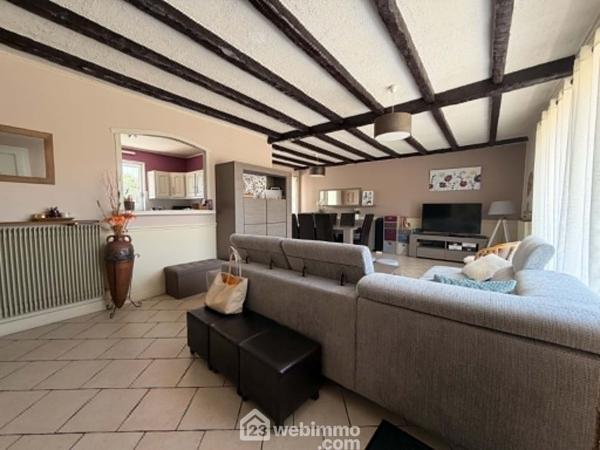 Maison 117 m² à Dangé-Saint-Romain 86220
