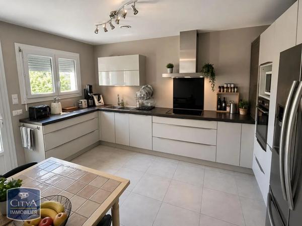Appartement à louer 11.72m² Cholet (49300)