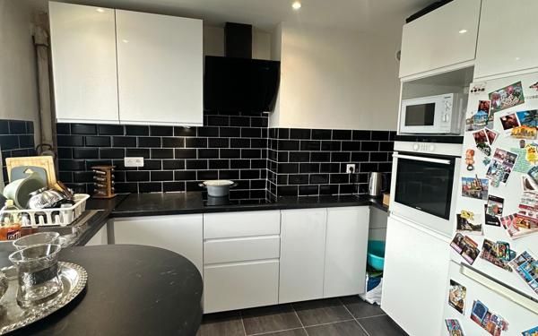 Appartement à vendre    4 pièces • 66,57 m2 Ris-Orangis