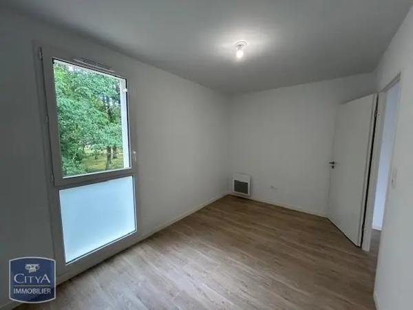 Maison à louer 3 pièces 64.72m² Breuillet (17920)
