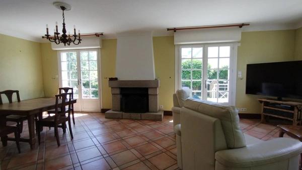 Maison à vendre 6 pièces COMBRIT (29) Sainte-Marine la plage à pied, quartier calme, en impasse. 2 chambres au rez-de-chaussée