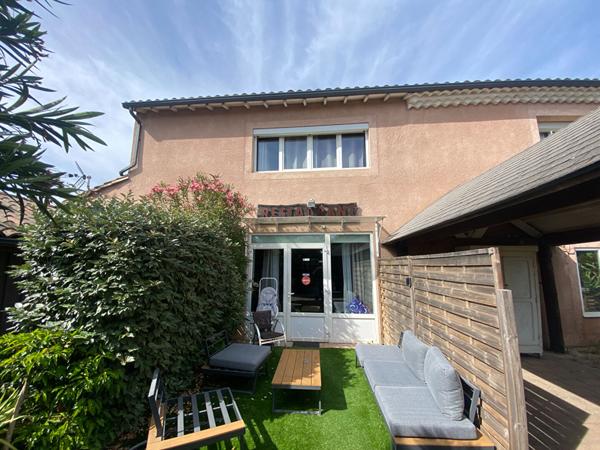 Local d'activité Crest 9 pièce(s) 380 m2 , espace jardin , parking, plusieurs bureau ou pas de portes