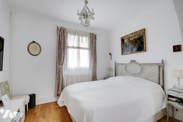 Maison de 6 pièces en copropriété  