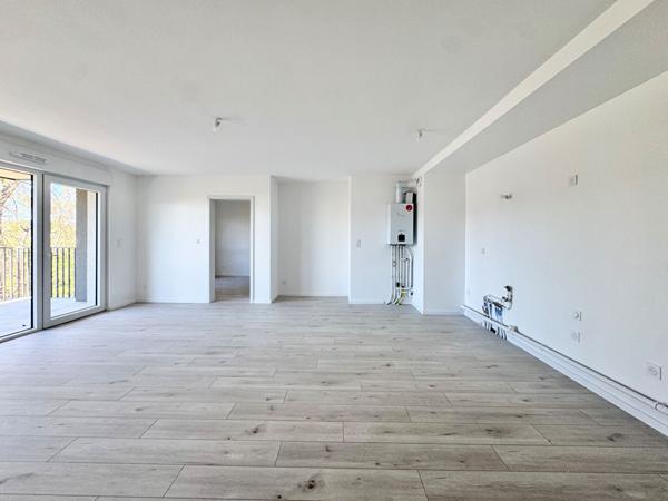 T4 avec 3 chambres - terrasse 24m² + garage + parking souterrain