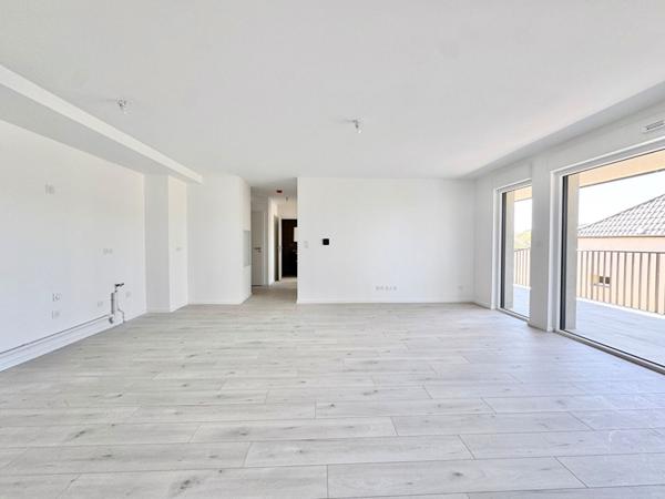 T4 avec 3 chambres - terrasse 24m² + garage + parking souterrain