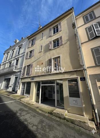 Immeuble 16 pièces - 413 m²