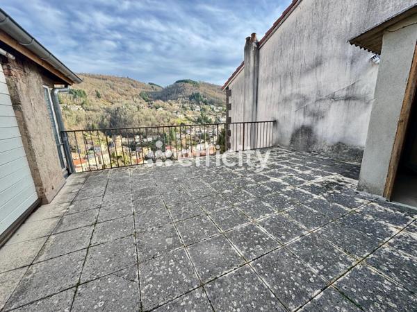 Immeuble 16 pièces - 413 m²