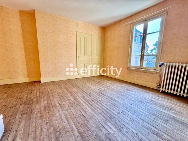 Immeuble 16 pièces - 413 m²