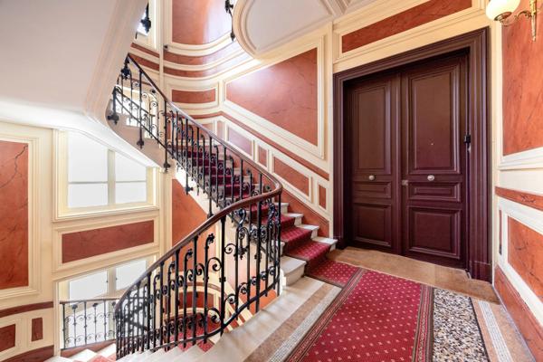 Appartement Paris 8e - CHAMPS-ELYSEES