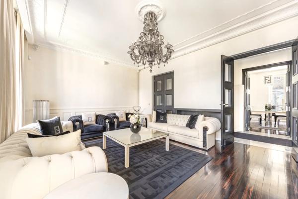Appartement Paris 8e - CHAMPS-ELYSEES