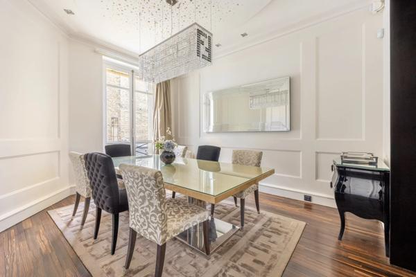 Appartement Paris 8e - CHAMPS-ELYSEES