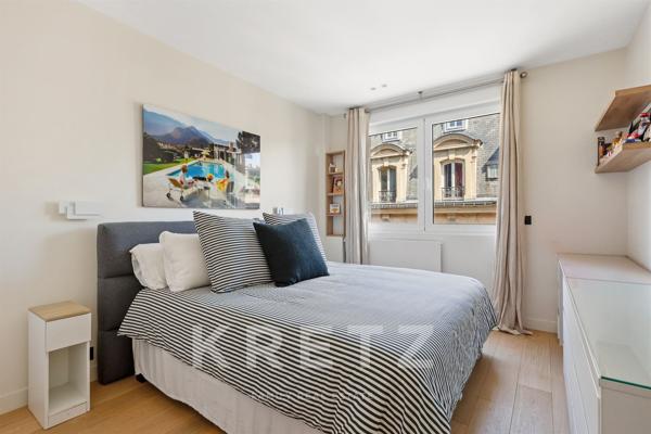 Paris VII – Rue de l'Université