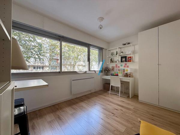 Joli studio secteur VAUBAN LA CATHO , Lille