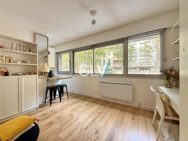 Joli studio secteur VAUBAN LA CATHO , Lille