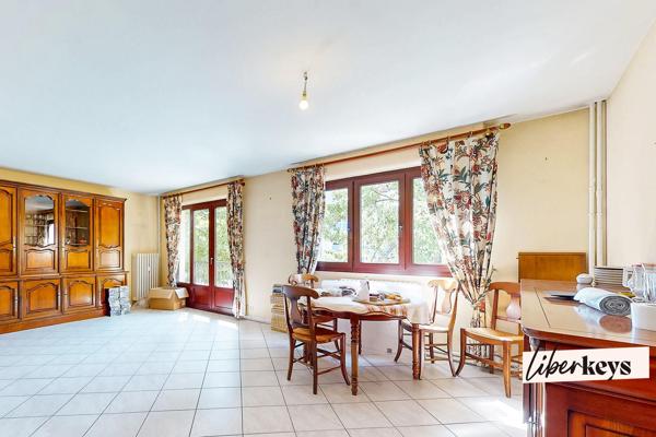 Appartement 4 pièces traversant – 99 m² – Laxou – Garage – Cave – Grenier – Ascenseur