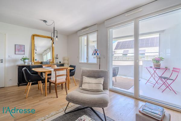BORDEAUX BASTIDE - Appartement 3 pièces avec loggia et parking