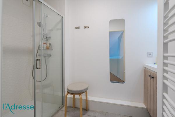BORDEAUX BASTIDE - Appartement 3 pièces avec loggia et parking